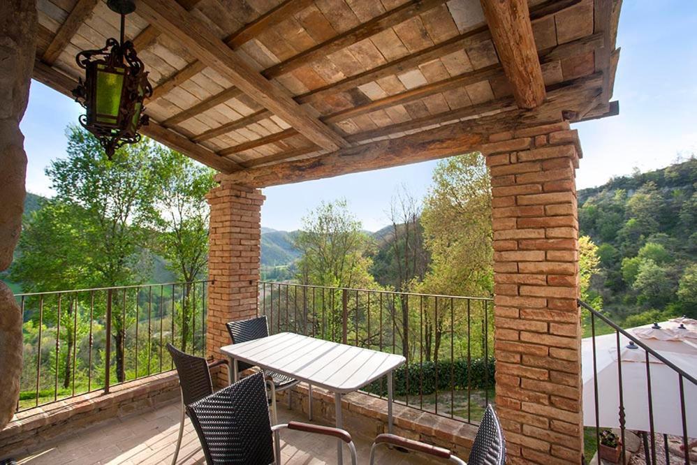 Country House Villa La Farfalla Pietralunga  Kültér fotó