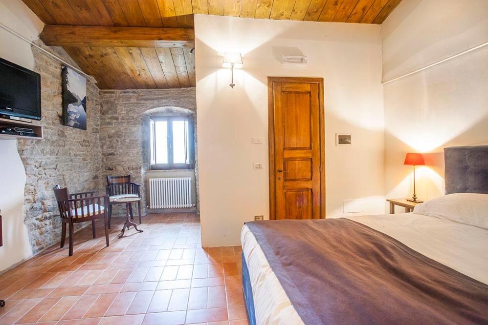 Country House Villa La Farfalla Pietralunga  Kültér fotó
